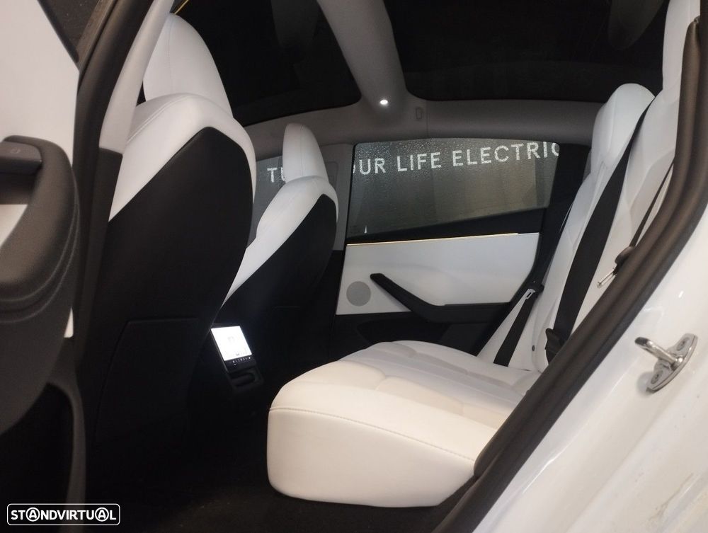 Tesla Model 3 Standard Range Plus RWD - 5