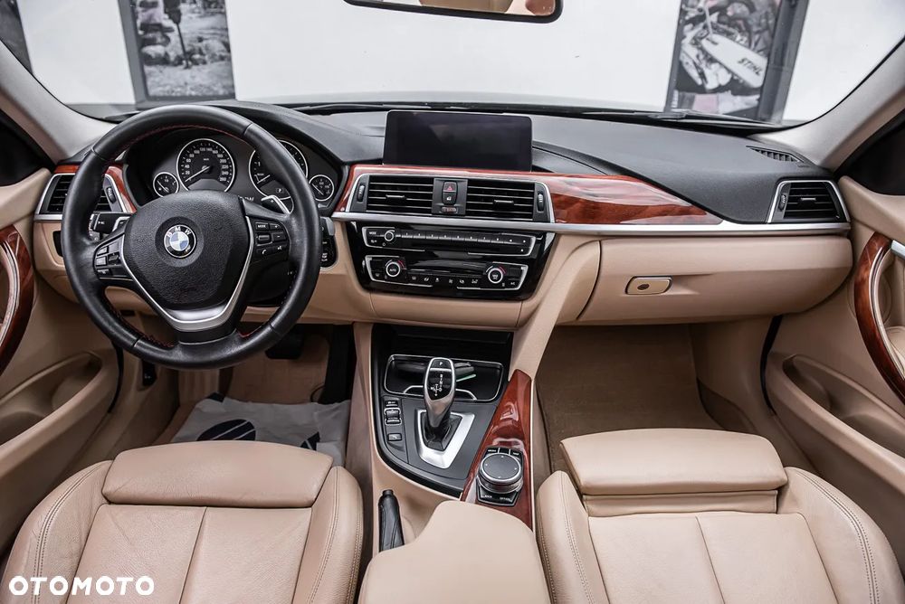 BMW Seria 3 320i Edition Luxury Line Purity - 28