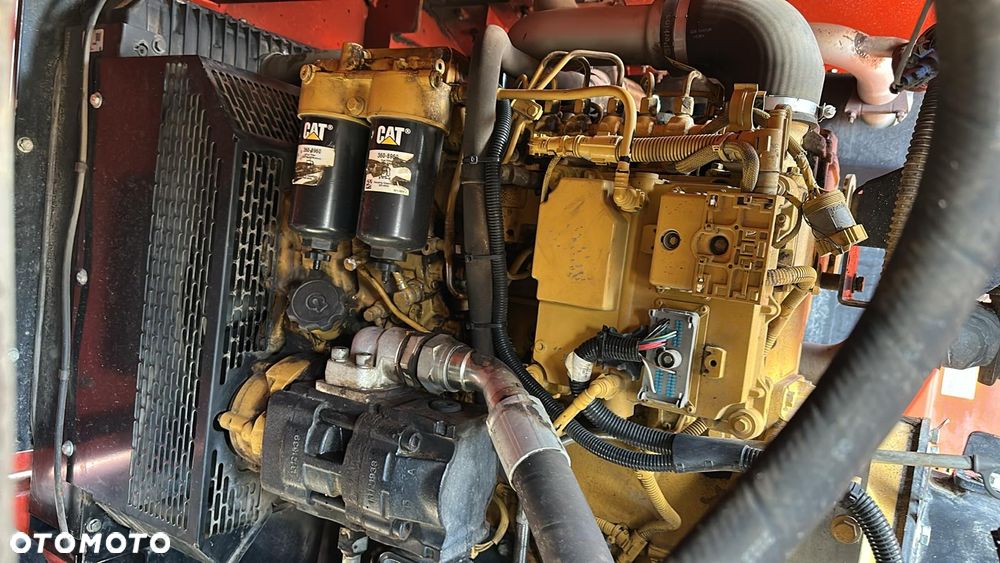 Finlay 883+TRZY WAŁOWA SKRZYNIA PRZESIEWAJĄCA ( POWERSCREEN WARRIOR 2100X ,  CAT ) - 20