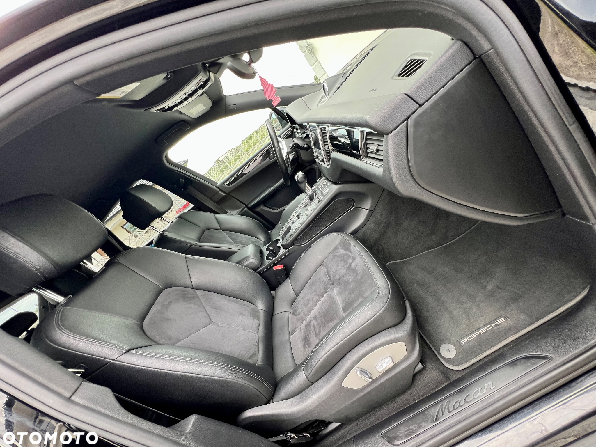 Porsche Macan Standard - 11