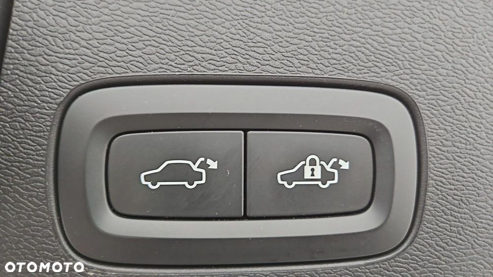 Volvo XC 60 B4 D Core - 24