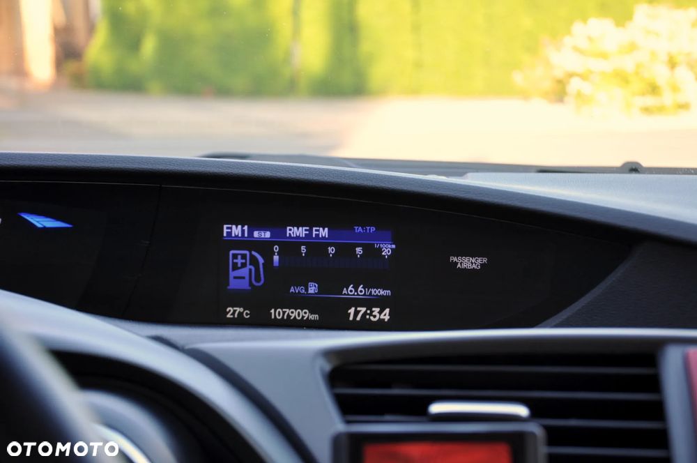 Honda Civic 1.4 Sport - 29