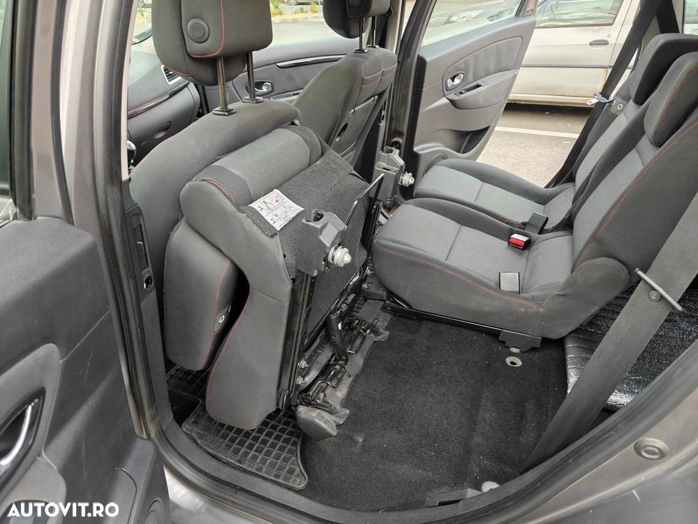 Renault Grand Scenic 1.6 dCi Stop&Start Energy Privilege - 18