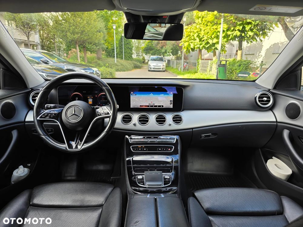 Mercedes-Benz Klasa E 220 d 4Matic 9G-TRONIC Avantgarde - 7