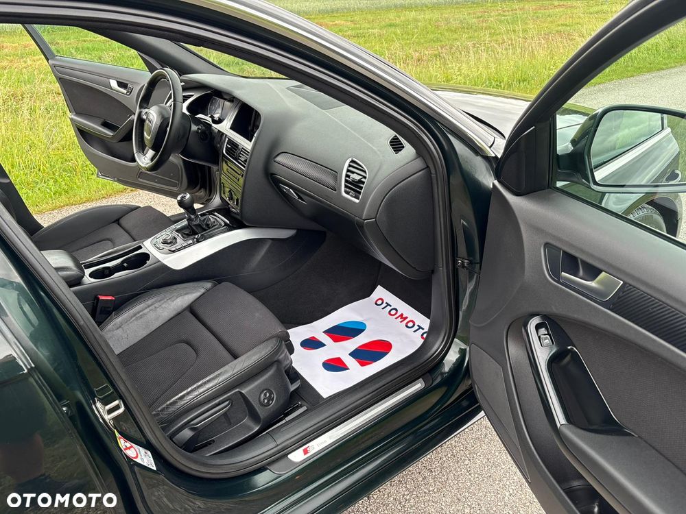 Audi A4 Avant - 23