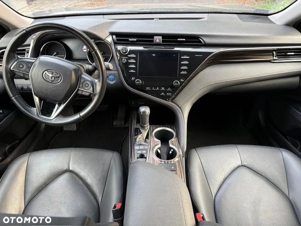 Toyota Camry 2.5 Hybrid Executive CVT - 5