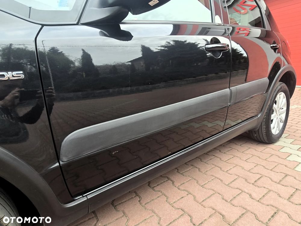 Suzuki SX4 Classic 2.0 DDiS 4x4 Comfort - 15