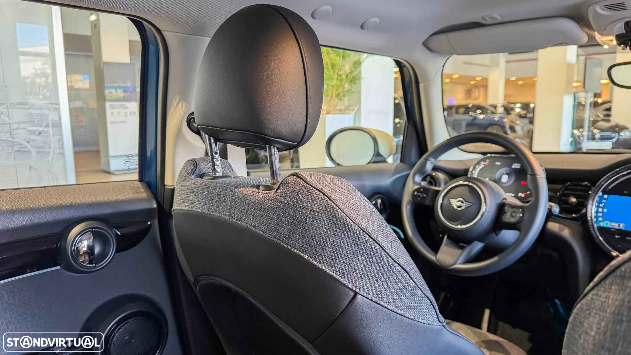 MINI 5 Portas Cooper Classic Auto - 20