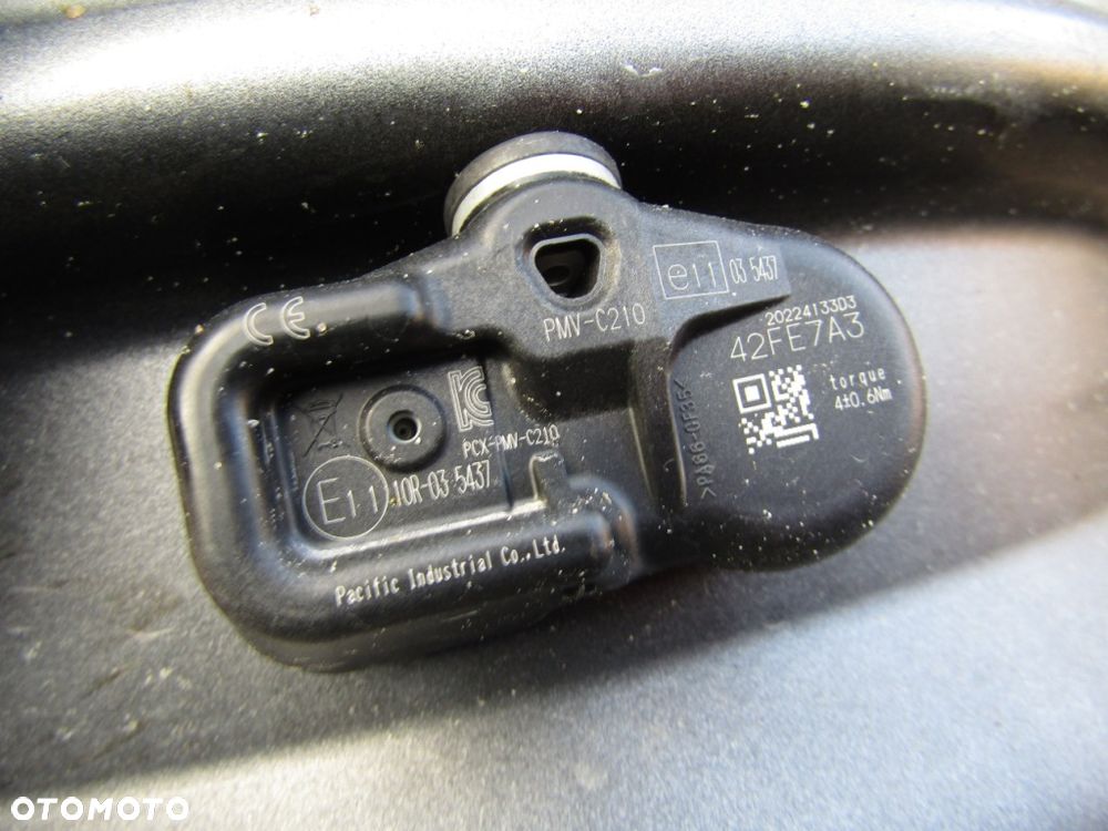 1x Felga 16 Toyota Yaris IV Prius II Avensis II 6j 5x100 ET45 + czujnik TPMS - 8