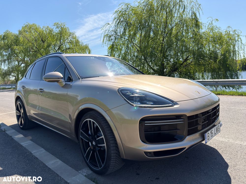 Porsche Cayenne Turbo - 27
