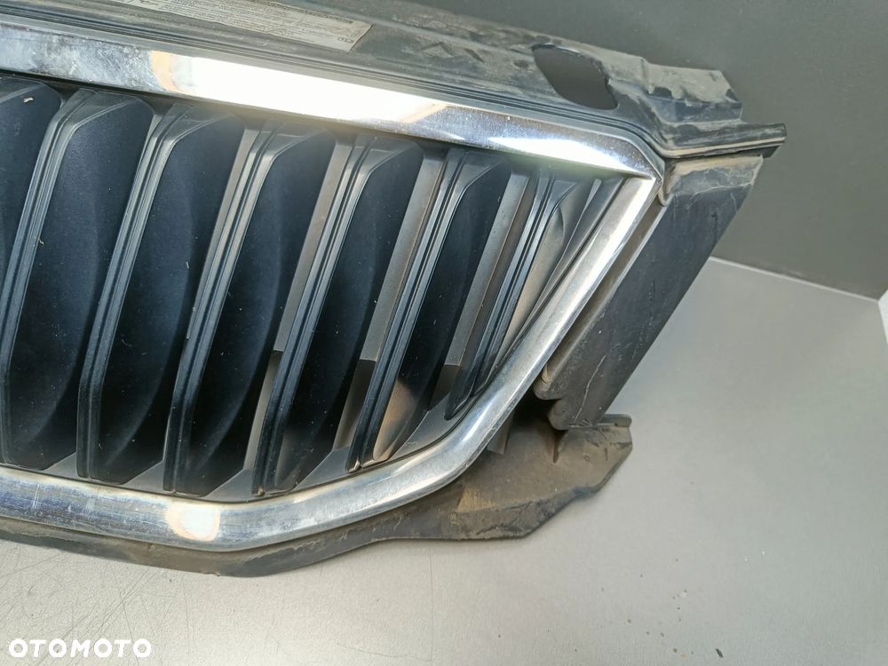 Grill Skoda Octavia 3 III Atrapa Chłodnicy Kratka 5E0853653 - 12