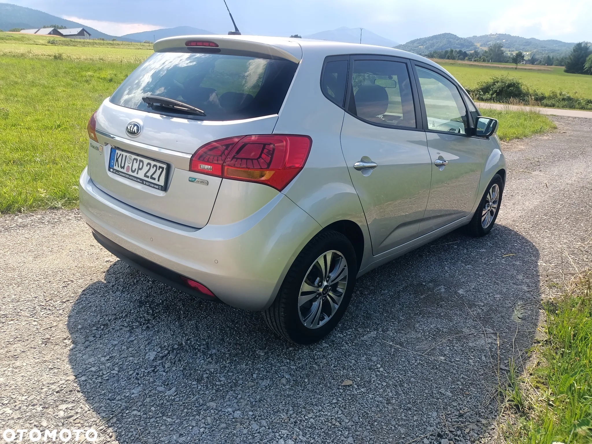 Kia Venga - 7
