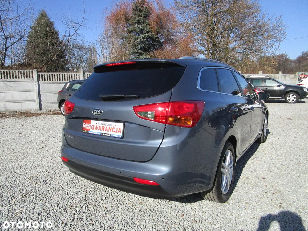 Kia Ceed 1.6 GDI Business Line - 13