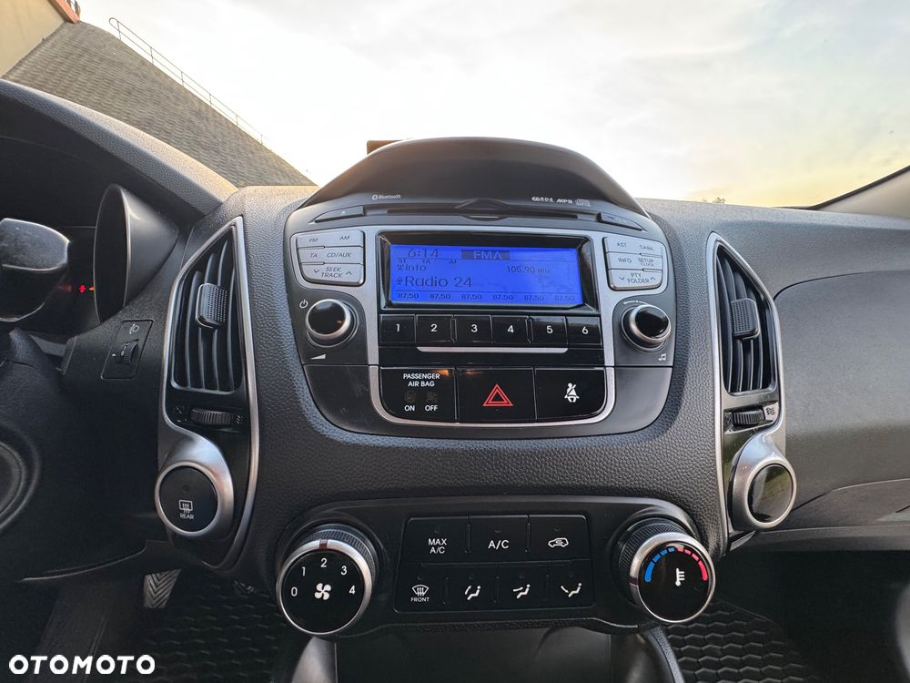 Hyundai ix35 1.6 2WD Fifa World Cup Edition - 36