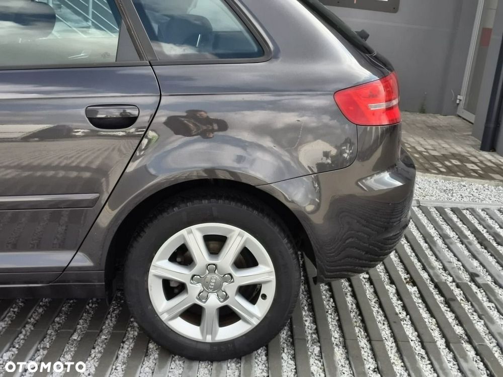 Audi A3 Sportback - 19