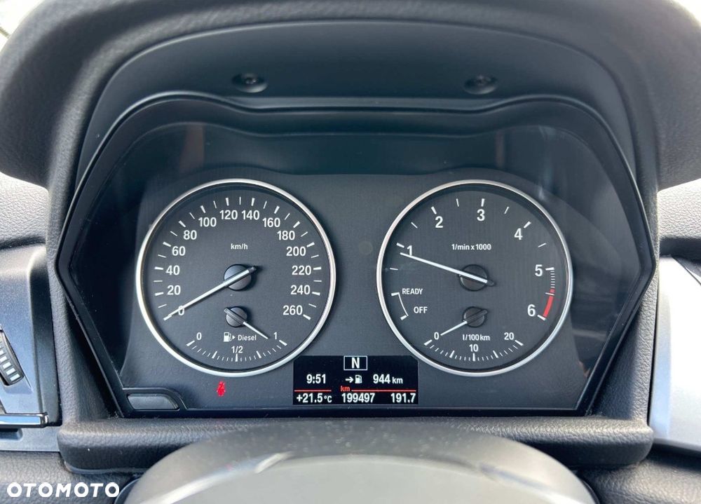 BMW Seria 2 218d Advantage - 9