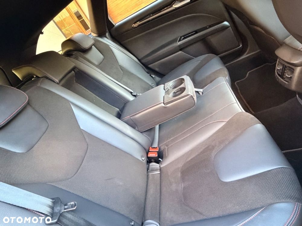 Ford Mondeo - 22