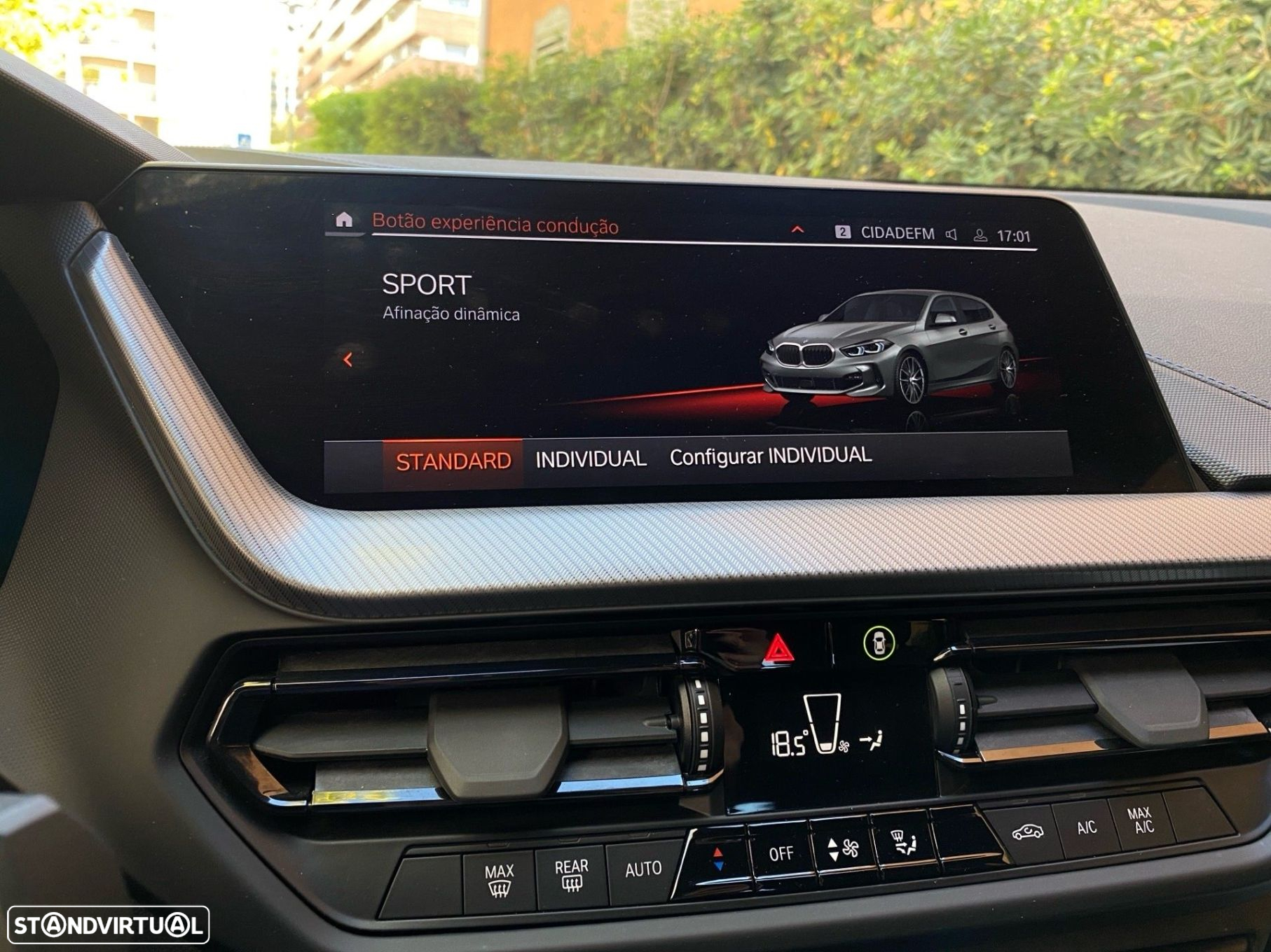 BMW 116 d Pack Desportivo M Auto - 12