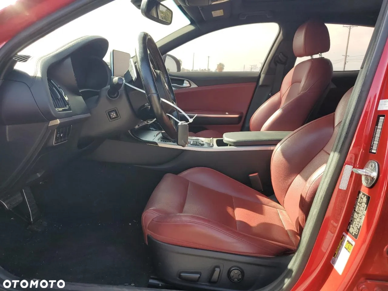 Kia Stinger - 7