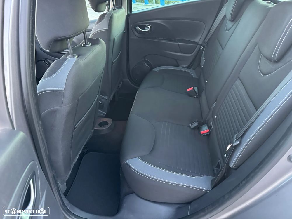 Renault Clio Sport Tourer Energy dCi 90 EDC Experience - 21