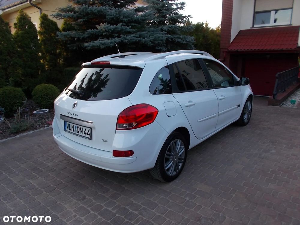 Renault Clio - 4