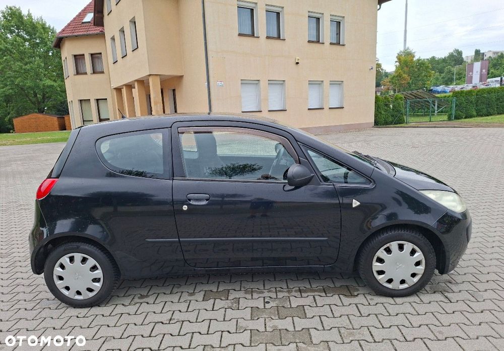 Mitsubishi Colt - 7