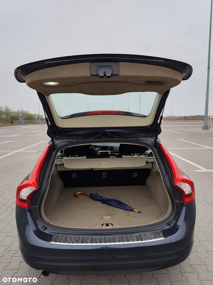 Volvo V60 D2 - 17