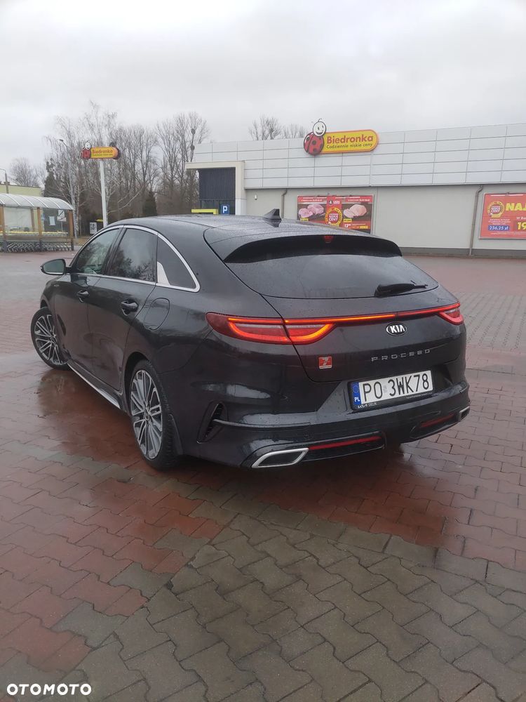 Kia ProCeed - 7