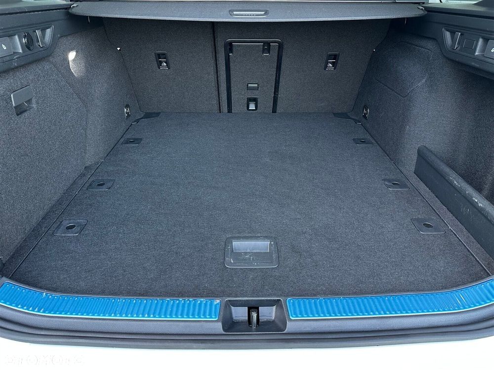 Skoda Superb 1.5 TSI L&K DSG - 10