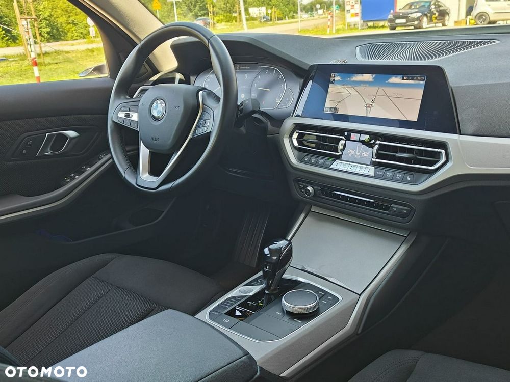 BMW Seria 3 - 15