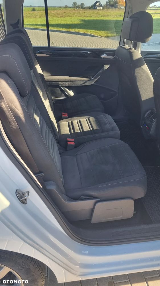 Volkswagen Touran 2.0 TDI BMT Highline DSG - 16