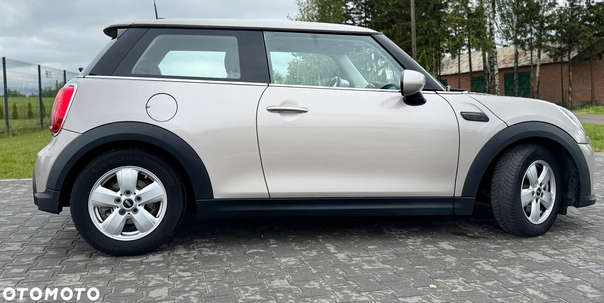 MINI ONE Classic Trim - 11