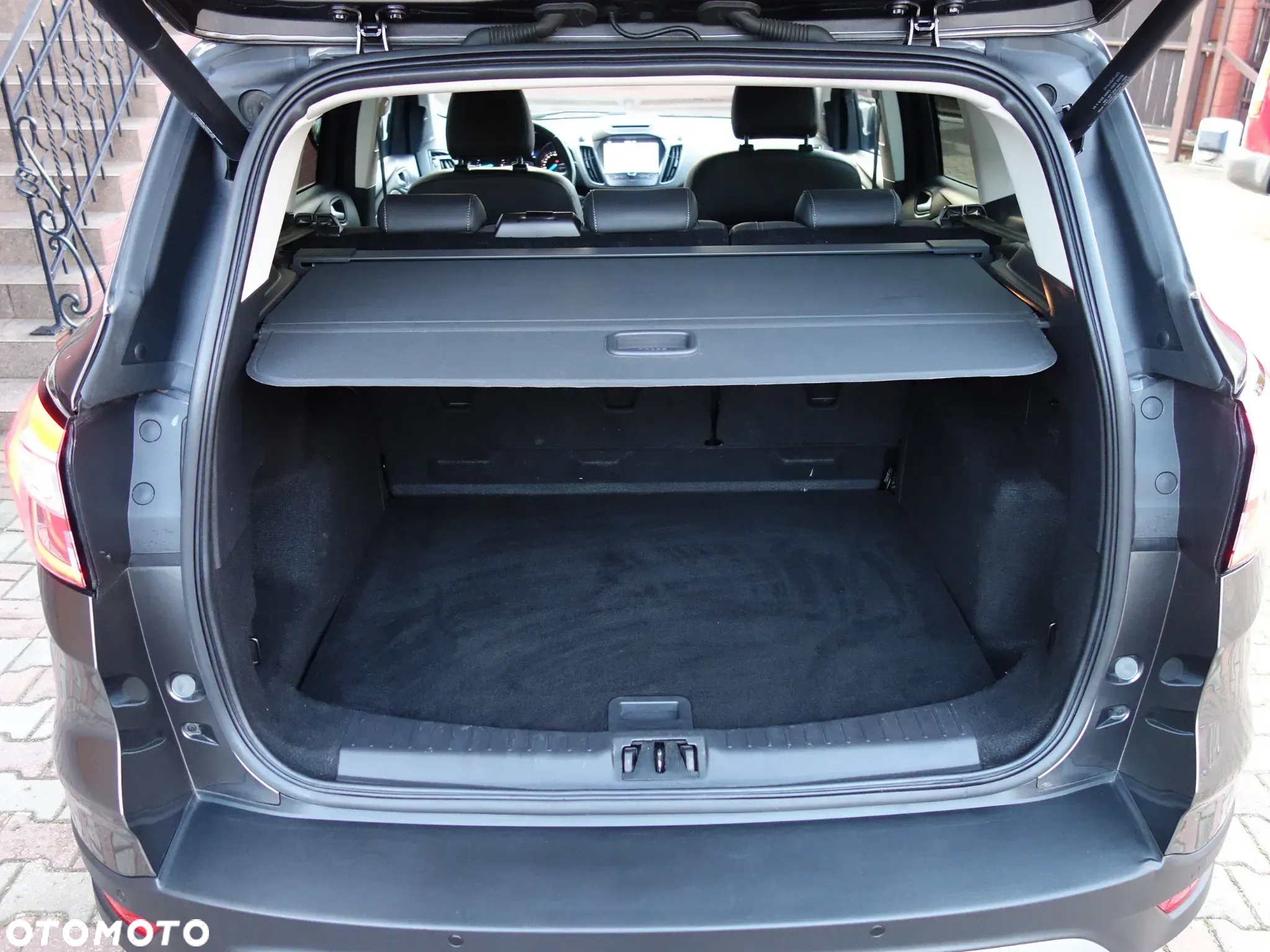 Ford Kuga 2.0 TDCi 4x4 Titanium - 14