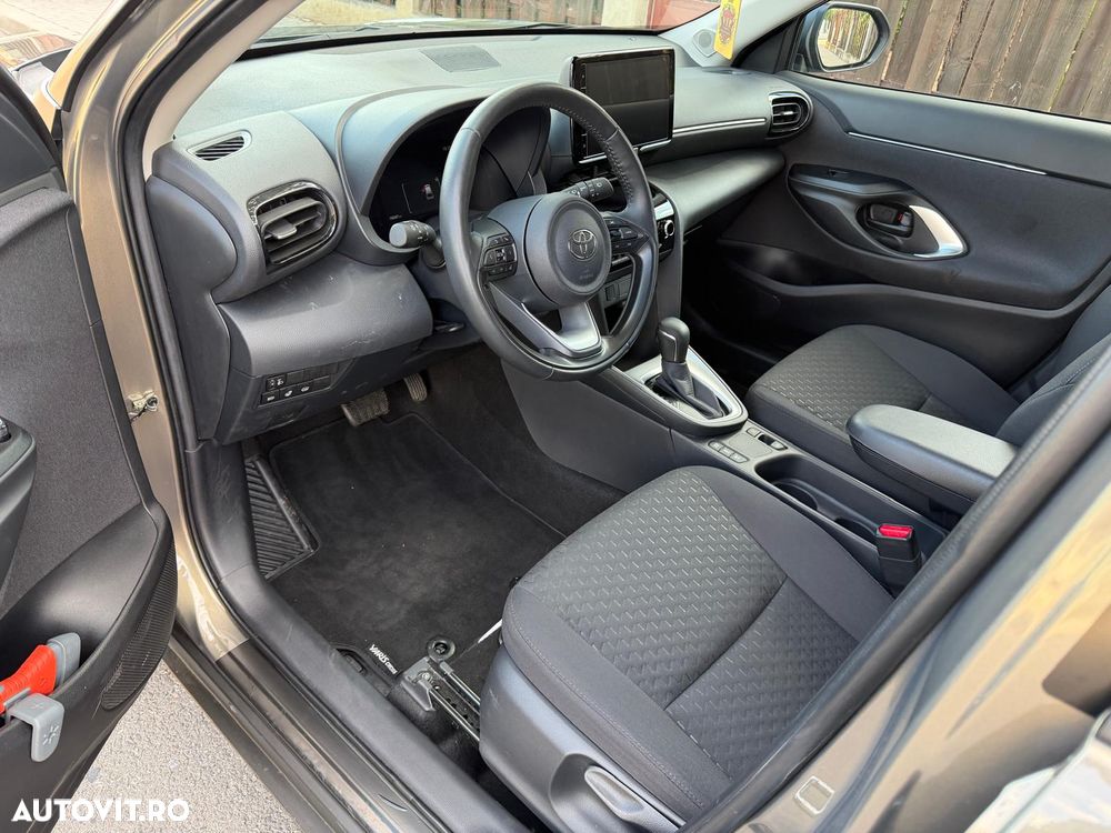 Toyota Yaris Cross - 5