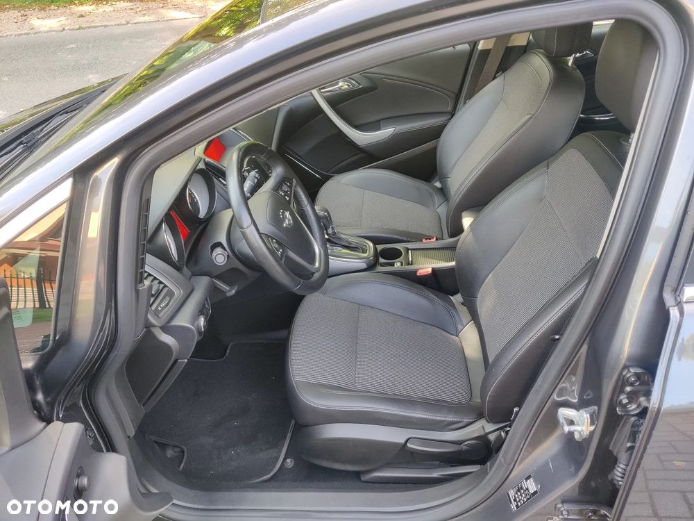 Opel Astra 1.4 Turbo Automatik Cosmo - 18