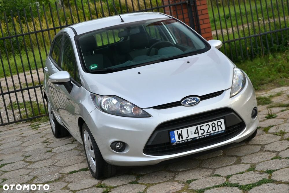 Ford Fiesta 1.25 Trend EU5 - 11