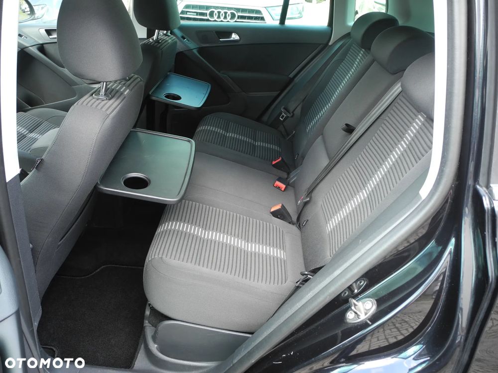 Volkswagen Tiguan - 19