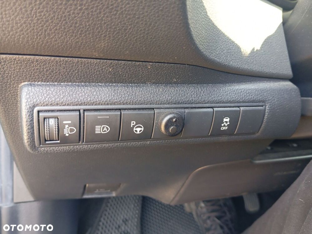 Toyota Corolla 1.8 Hybrid Comfort - 22