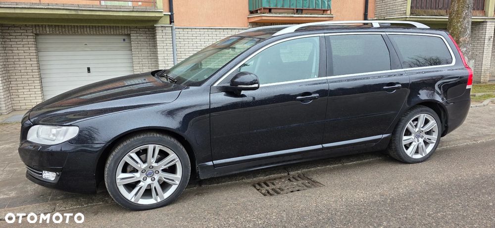 Volvo V70 D4 Geartronic Summum - 1