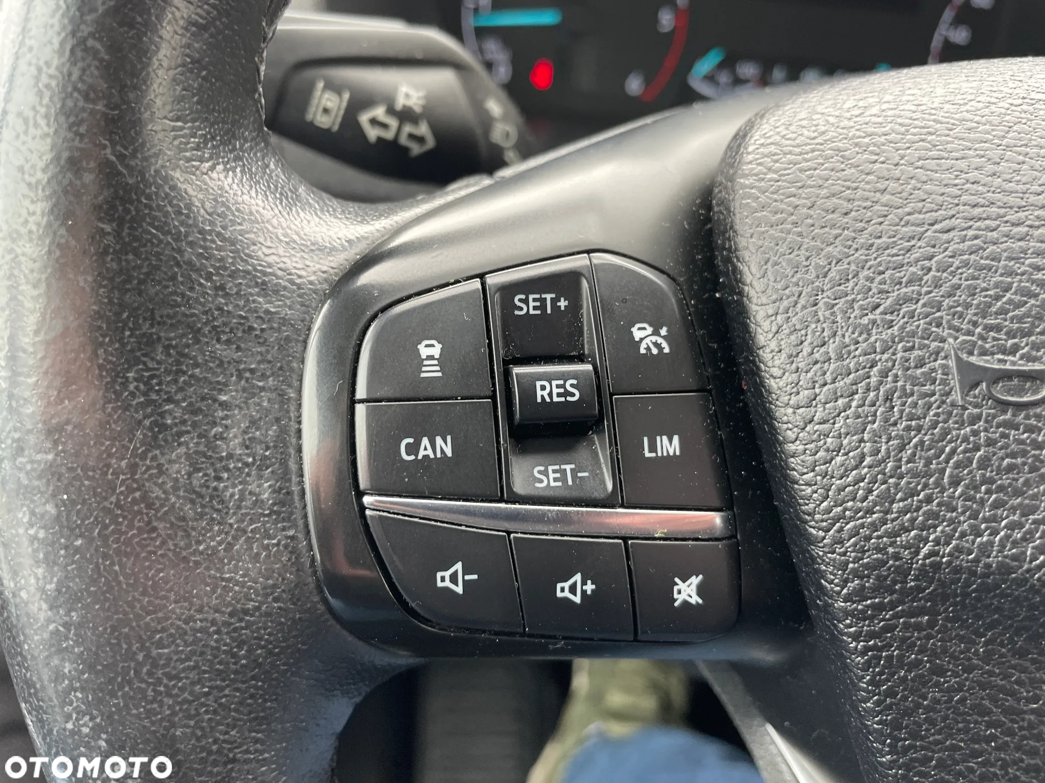 Ford Tourneo Custom 2.0 TDCi L2 Titanium SelectShift - 31
