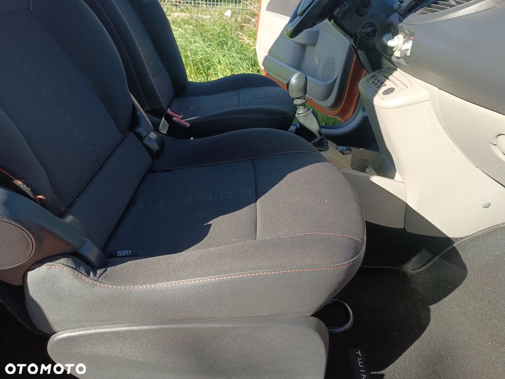Renault Twingo 1.2 16V Elysee - 18