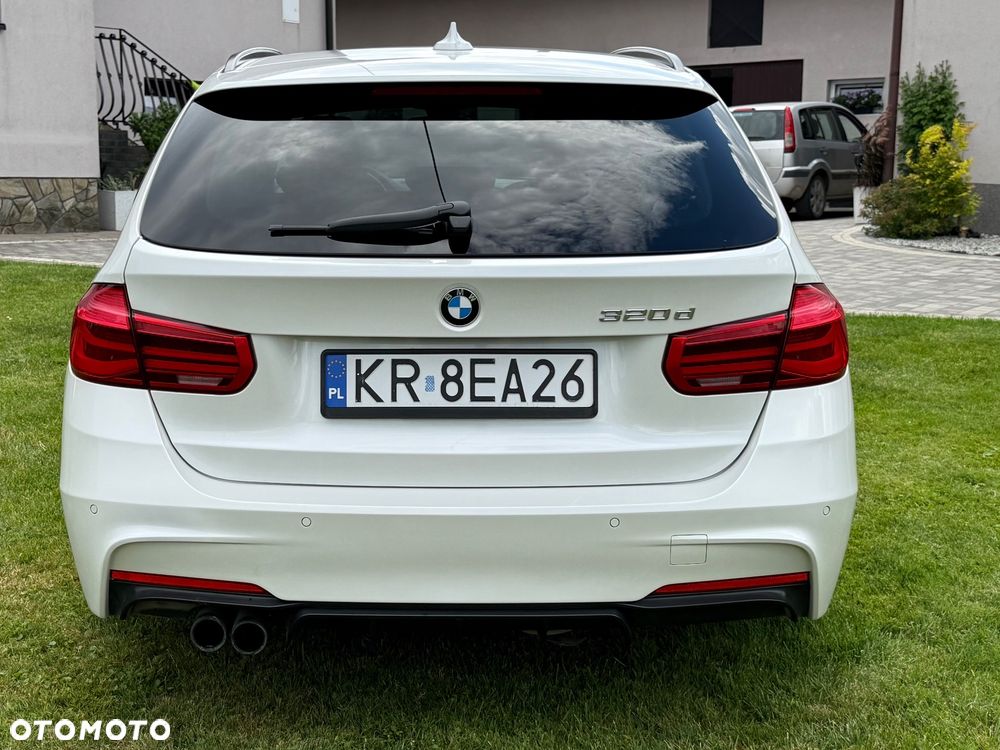 BMW Seria 3 320d Sport Line - 4