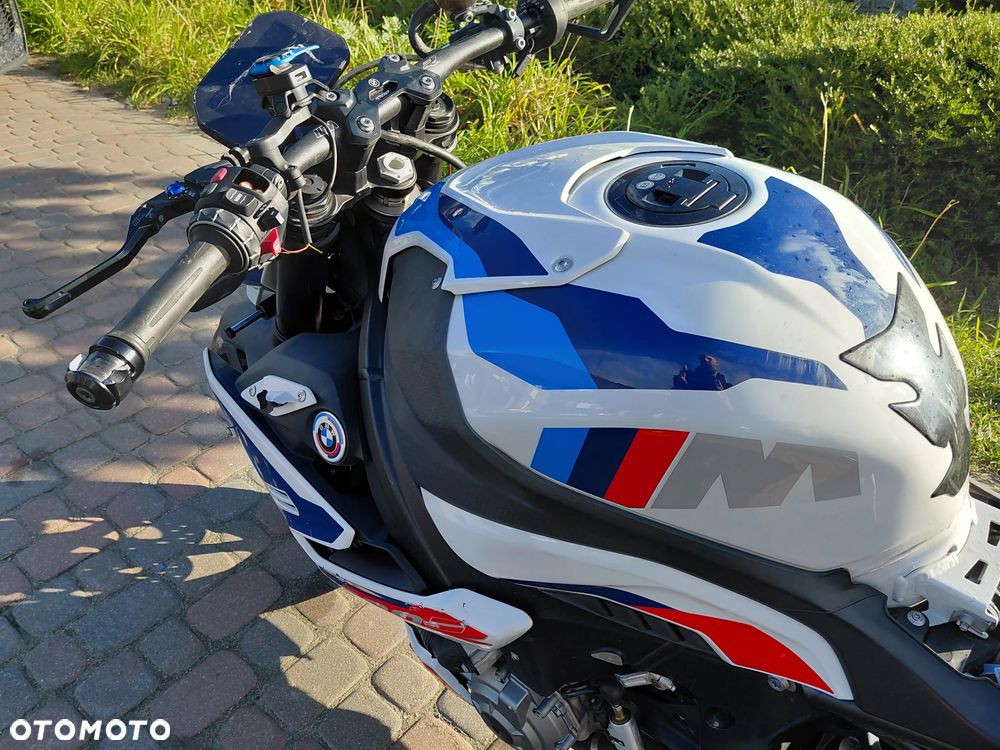 BMW S - 21