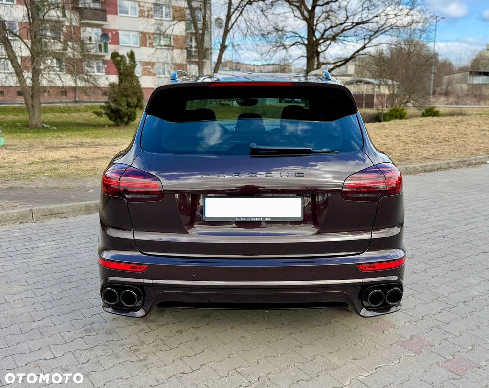 Porsche Cayenne Diesel Platinum Edition - 14