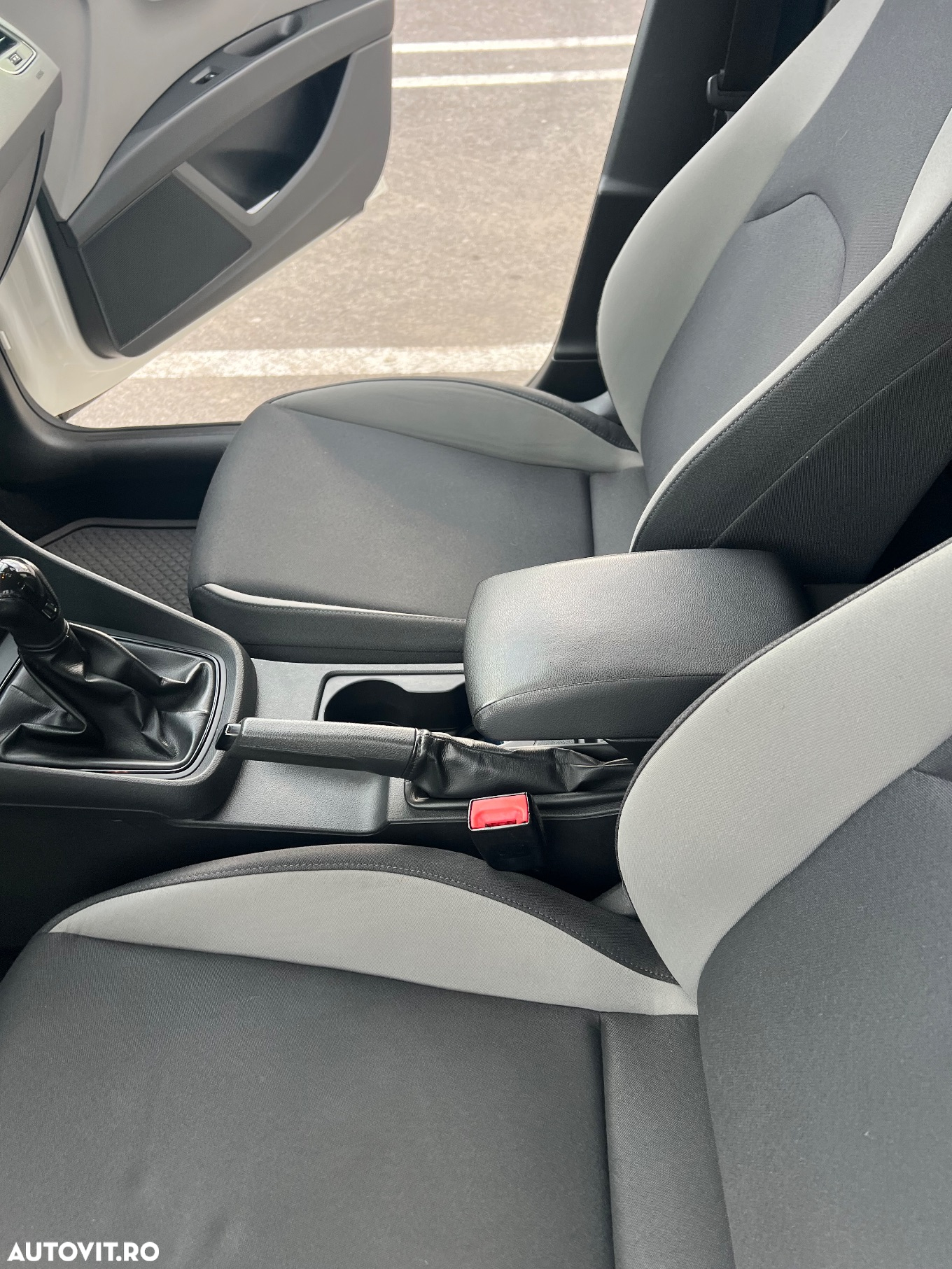 Seat Leon ST 1.6 TDI Start&Stop 4DRIVE Reference - 8