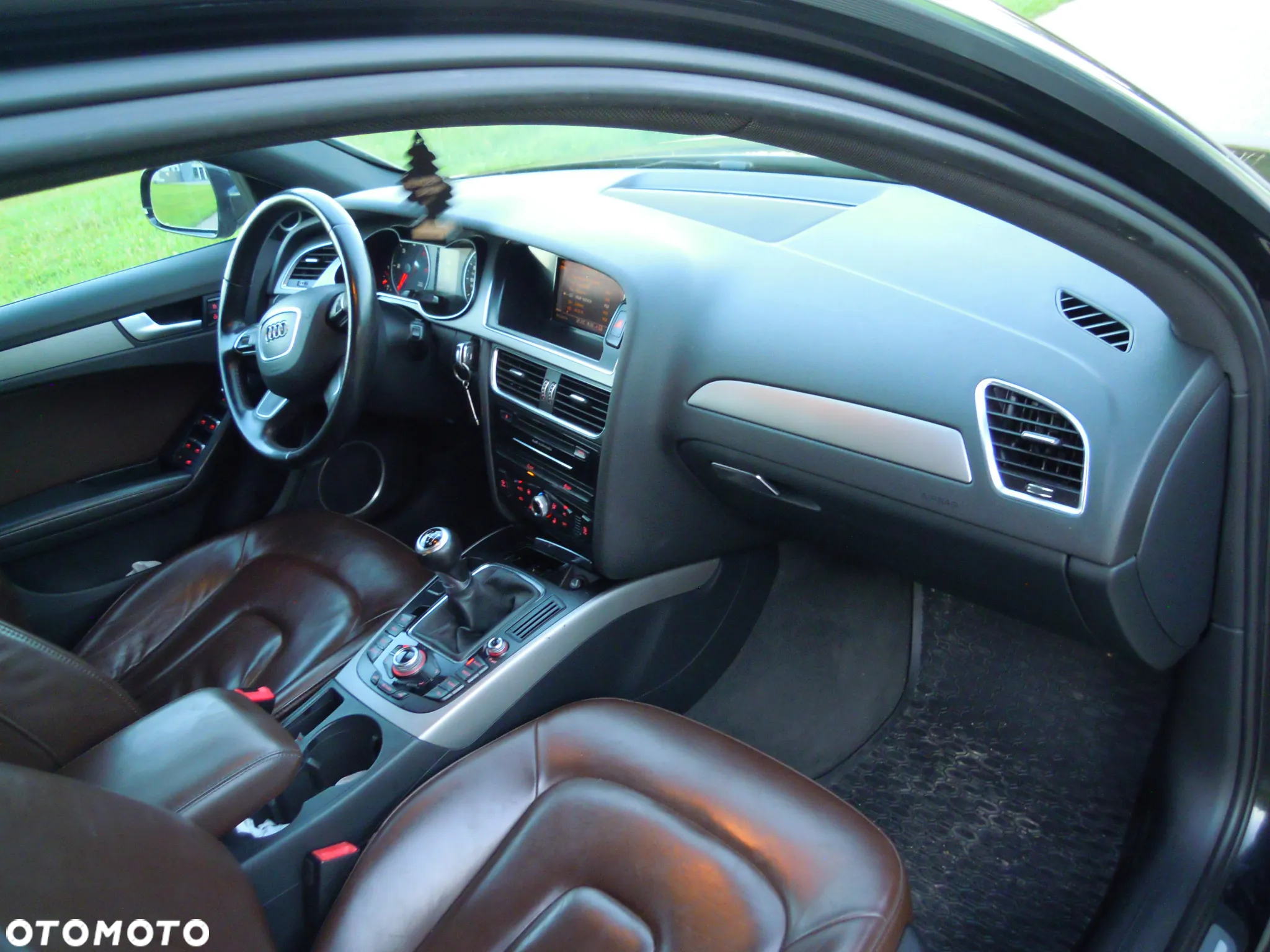 Audi A4 Avant - 16