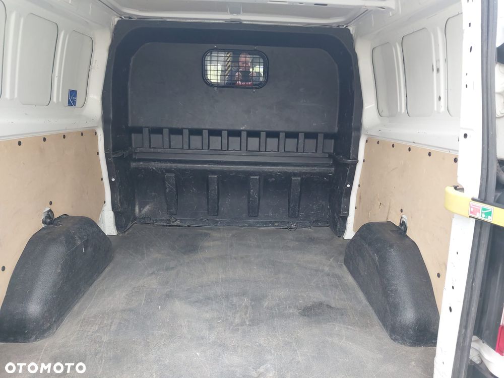 Ford Transit Custom - 12