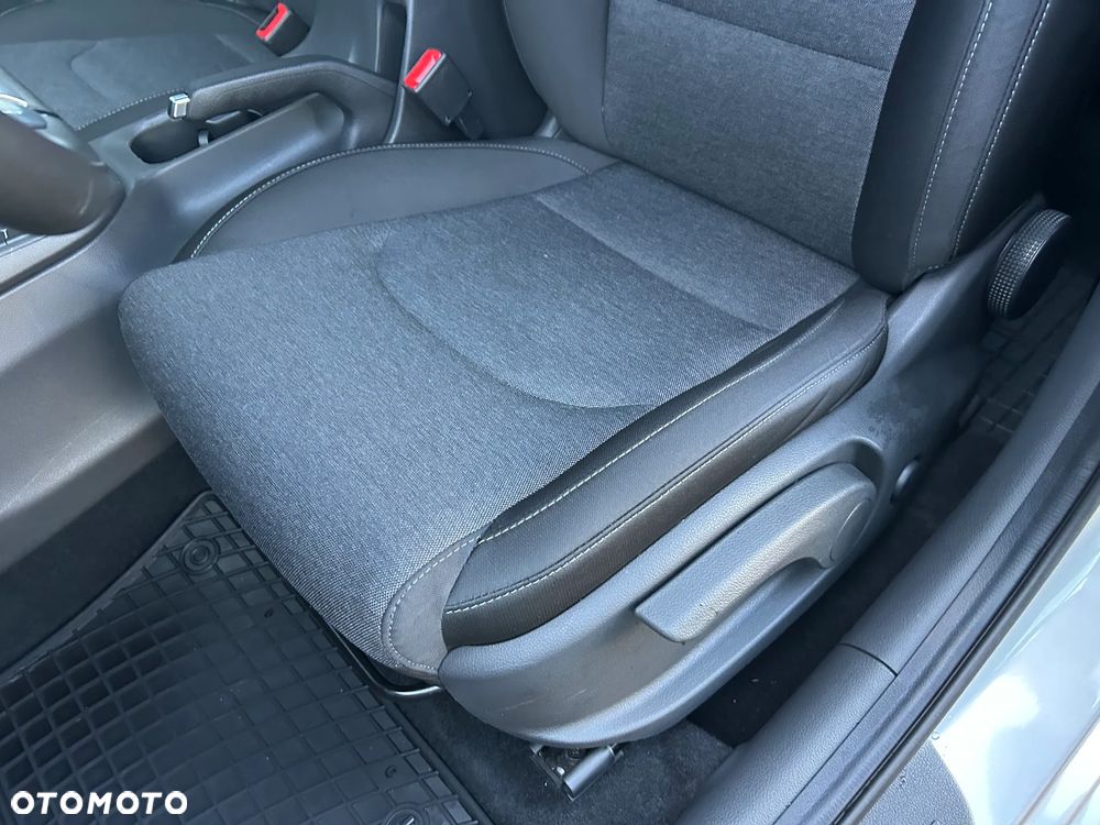 Hyundai i30 1.5 T-GDI 48V Smart - 11