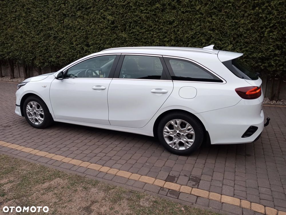 Kia Ceed 1.5 T-GDI M - 4
