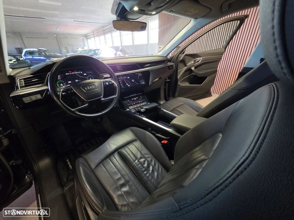Audi e-tron 55 quattro - 34